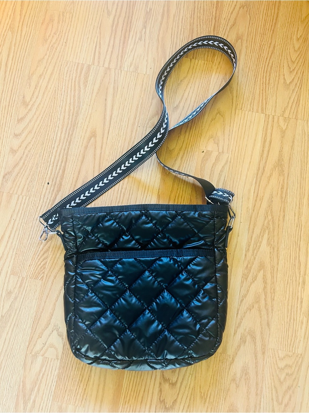 Quilted Crossbody Shoulder Bag in Black